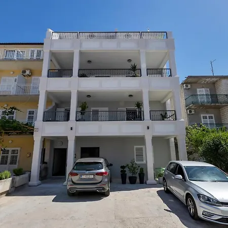 Vranjes Διαμέρισμα Μακάρσκα