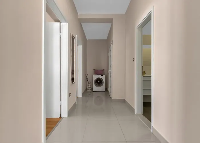 Vranjes * Μακάρσκα