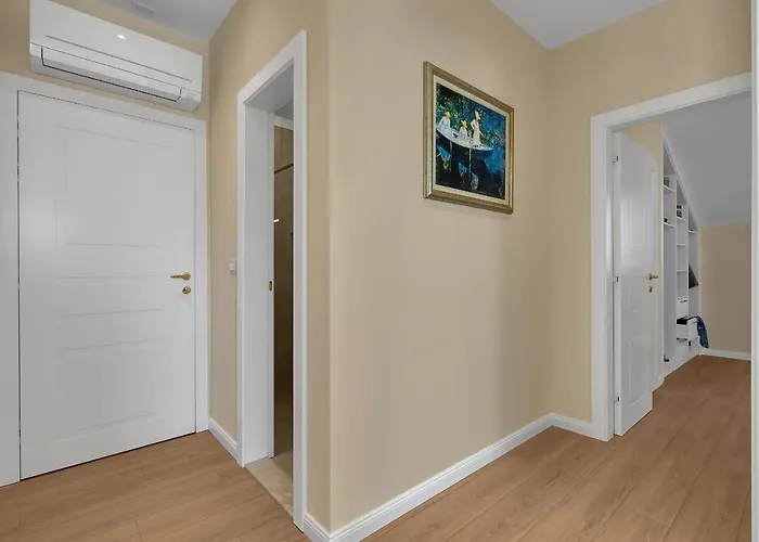 Vranjes * Μακάρσκα