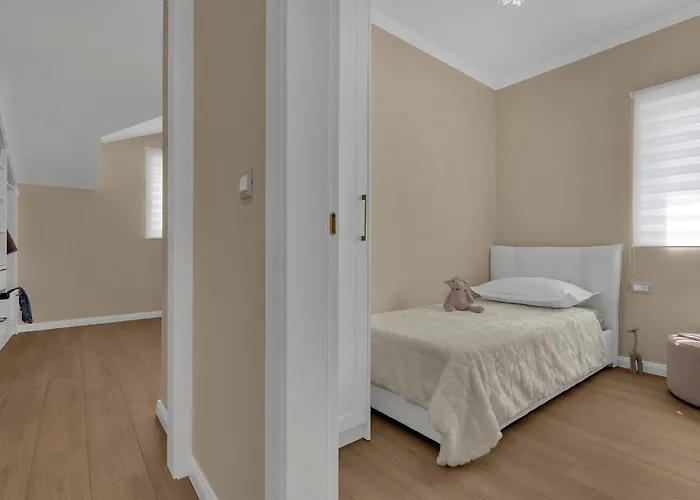 Vranjes Μακάρσκα